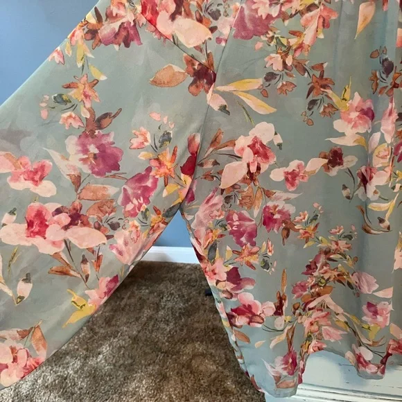 Vince Camuto Floral Blouse - Pink and light blue, NWT, size XL. - Picture 3 of 8